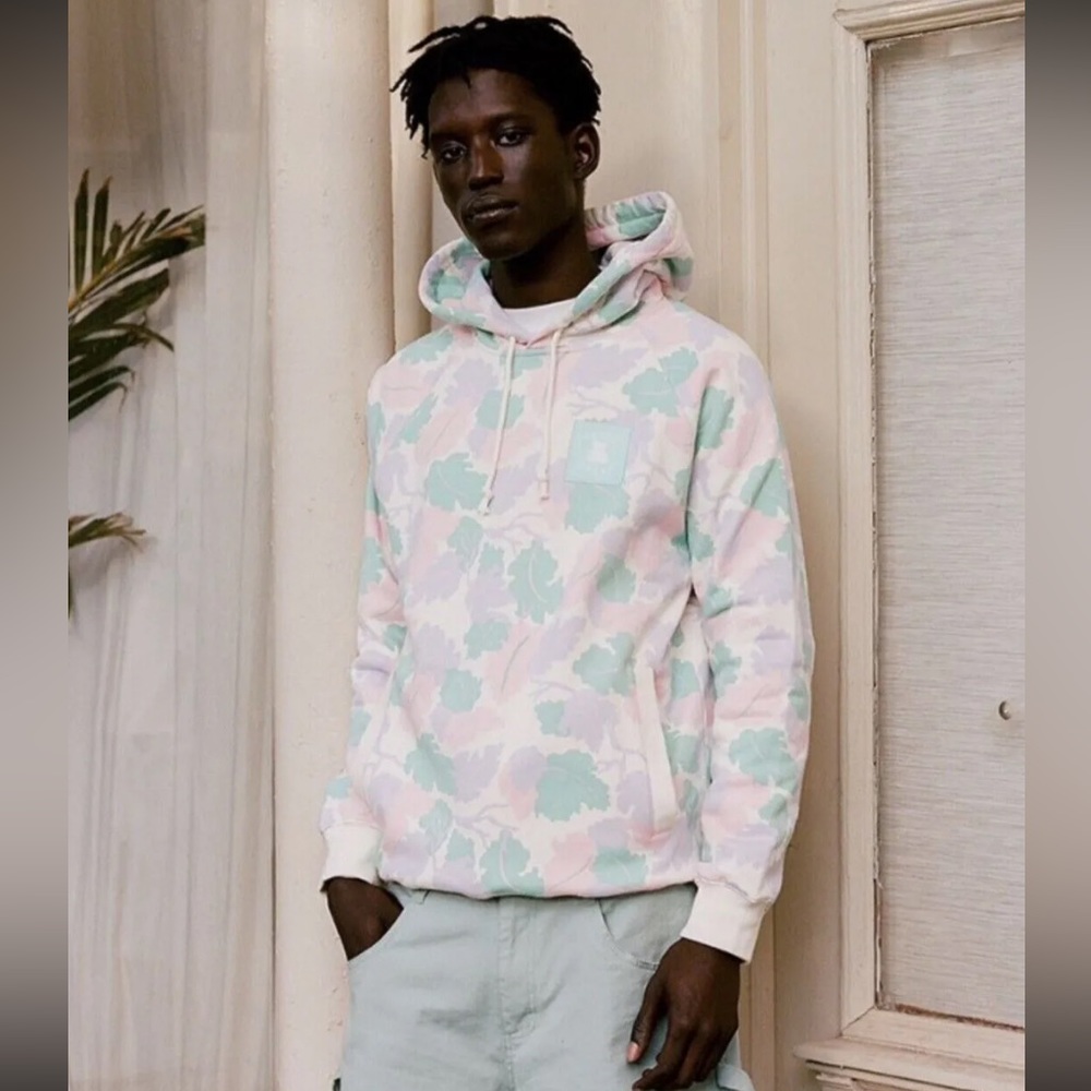 Teddy Fresh 1.0 SOLD OUT/RARE  Size M Pastel Muted Camo Leaves Hoodie 2019 - Picture 2 of 16